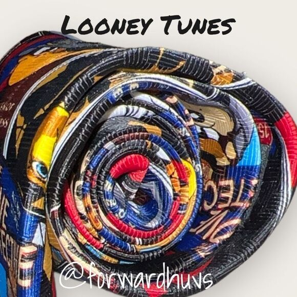 Vintage 1998 Looney Tunes Detective Neck Tie - Picture 7 of 10